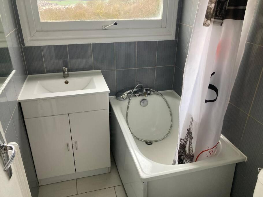 Grand Studio Confort Évreux Eksteriør bilde
